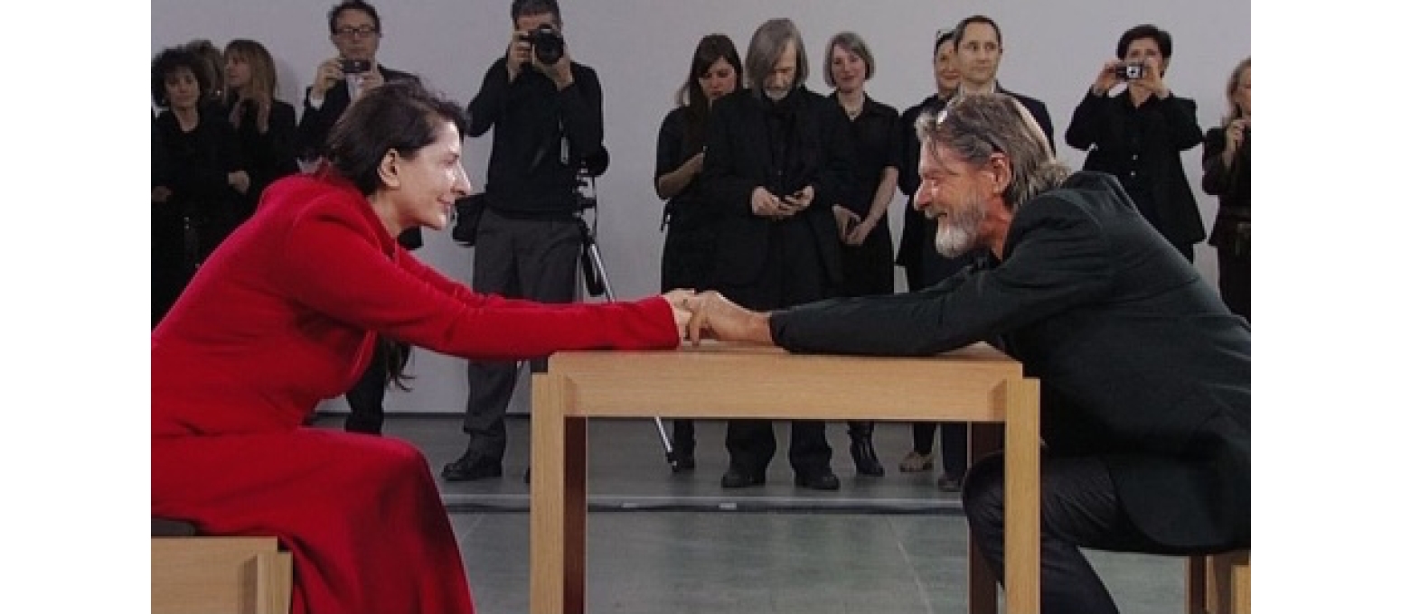 Yıllar Sonra Gelen Sessiz Karşılaşma: Marina Abramović ve Ulay