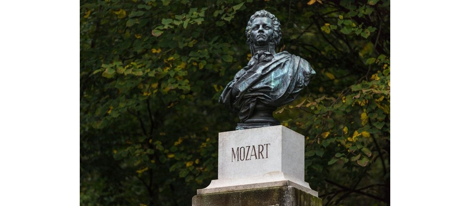 Mozart, Tutkunun Peşinde Bir Hayat