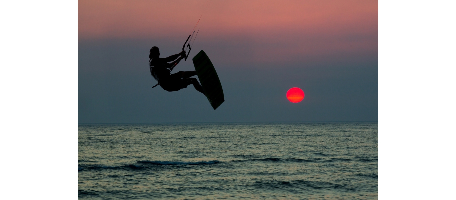 Rüzgarın Gücüyle Denizin Üzerinde Dans:Yelken ve Windsurf