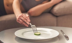  Görünmeyen Savaş: Anoreksiya ve Bulimia