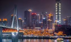  Chongqing Gezi Rehberi – Part 2: Gecenin İçinde, Nehirlerin Arasında