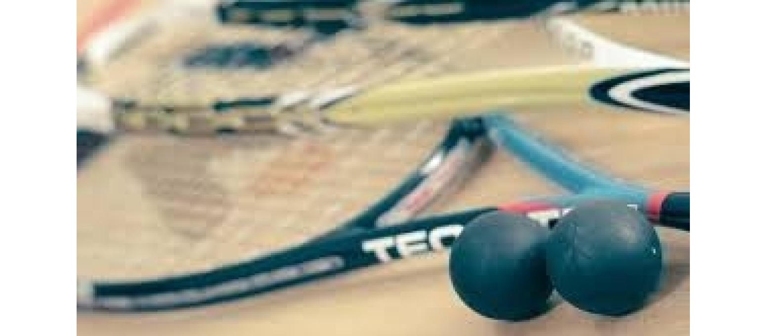 SQUASH: MİNİK TOPLA MAKSİMUM ENERJİ